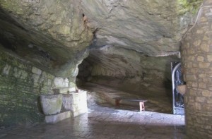 SantAngelo_in_Grotte_Grotta_San_Michele